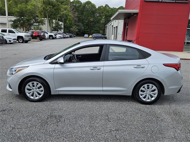 2020 Hyundai Accent SE