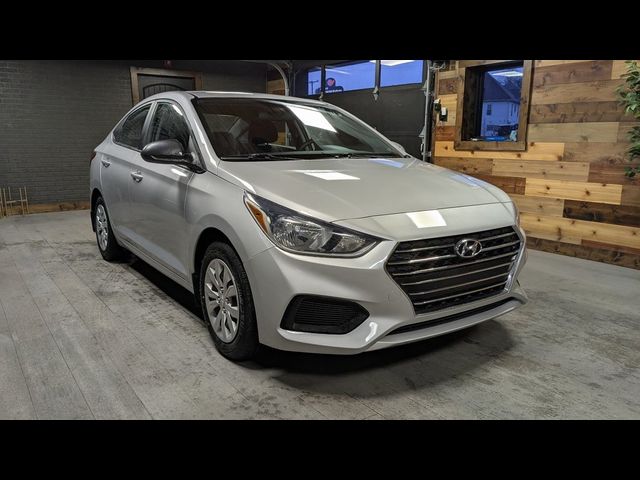 2020 Hyundai Accent SE