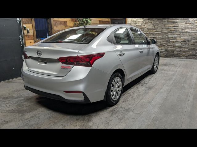 2020 Hyundai Accent SE