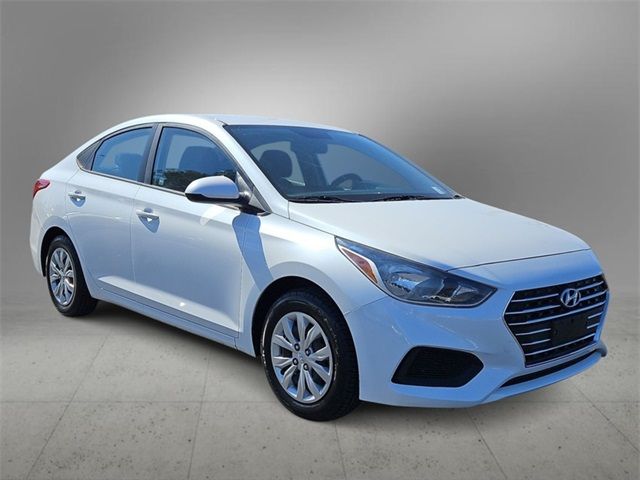 2020 Hyundai Accent SE