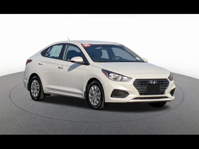 2020 Hyundai Accent SE