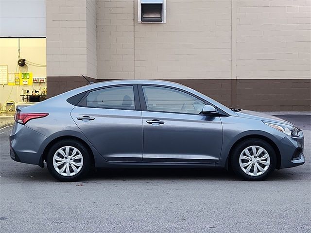 2020 Hyundai Accent SE