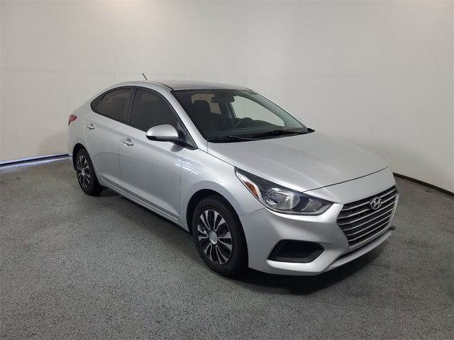 2020 Hyundai Accent SE