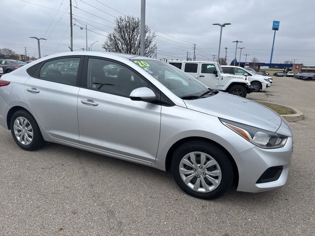 2020 Hyundai Accent SE