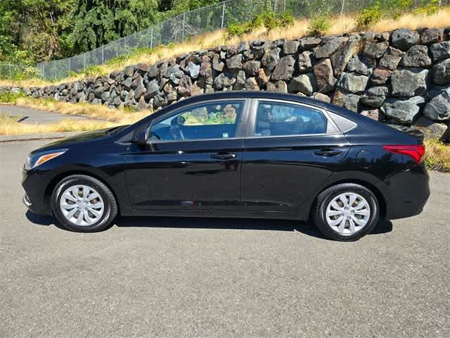 2020 Hyundai Accent SE