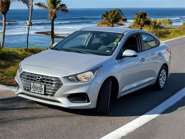 2020 Hyundai Accent SE