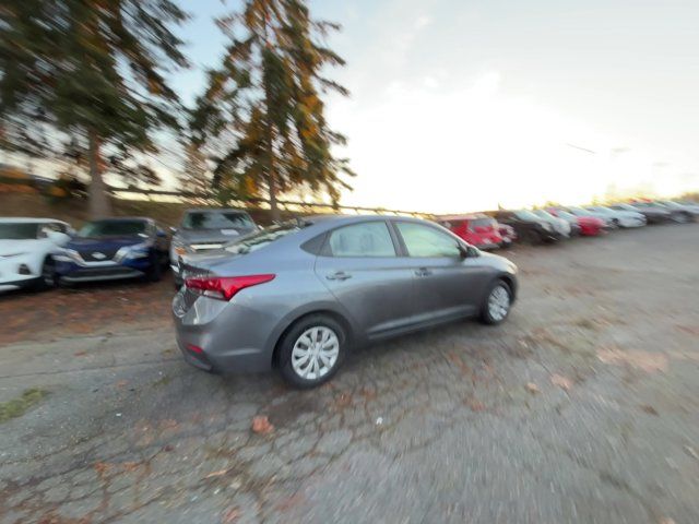 2020 Hyundai Accent SE