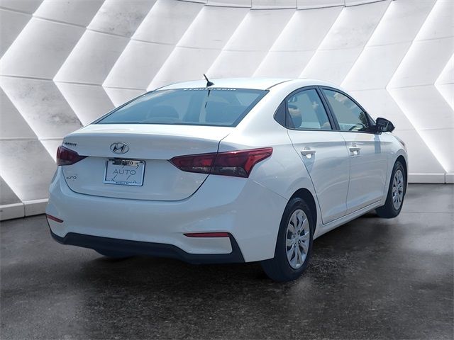 2020 Hyundai Accent SE