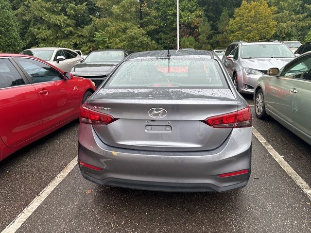 2020 Hyundai Accent SE