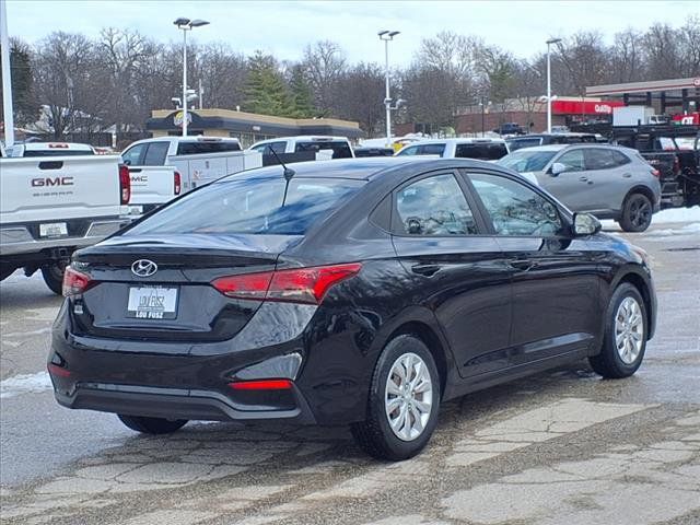 2020 Hyundai Accent SE