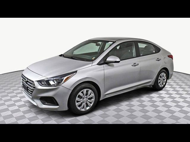 2020 Hyundai Accent SE