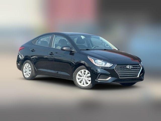 2020 Hyundai Accent SE