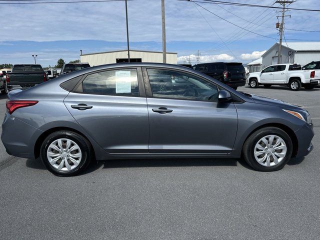 2020 Hyundai Accent SE