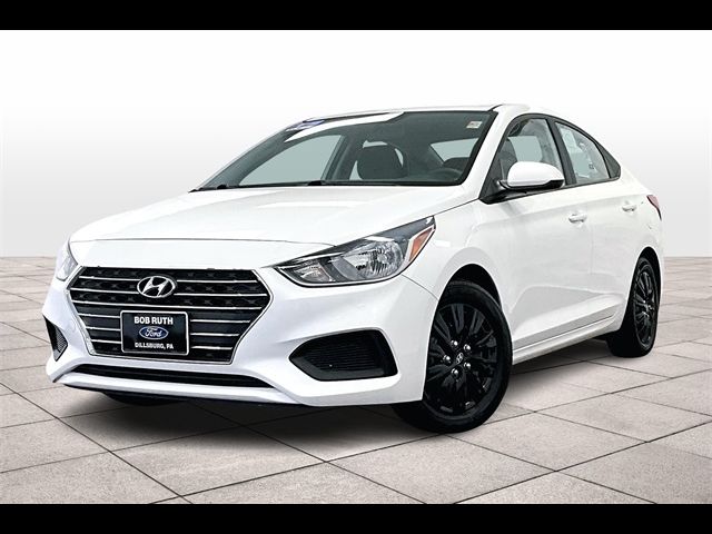 2020 Hyundai Accent SE