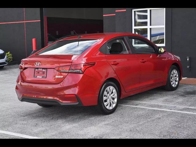 2020 Hyundai Accent SE