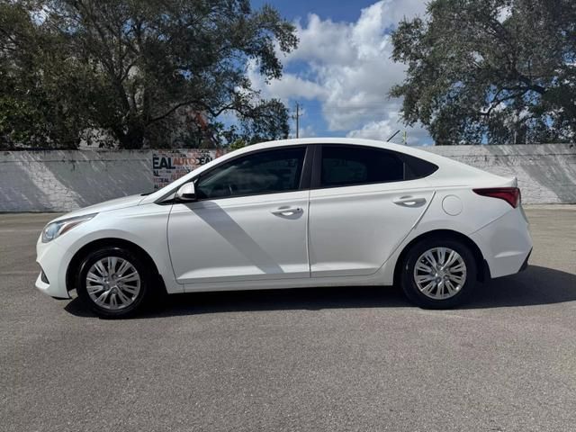 2020 Hyundai Accent SE