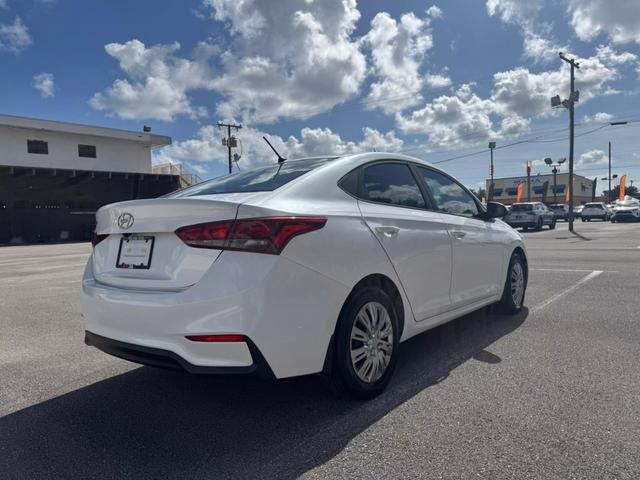 2020 Hyundai Accent SE