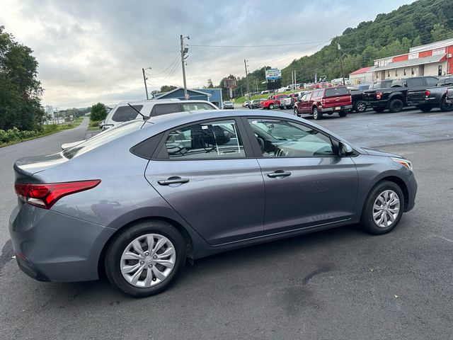 2020 Hyundai Accent SE