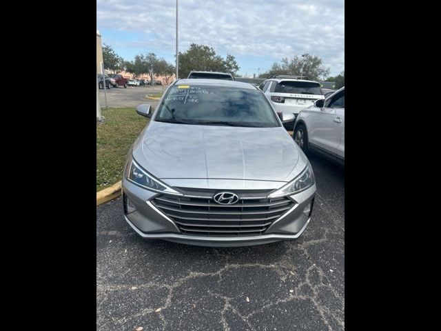 2020 Hyundai Elantra SE