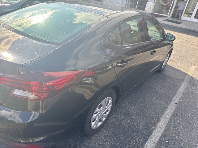 2020 Hyundai Elantra SE