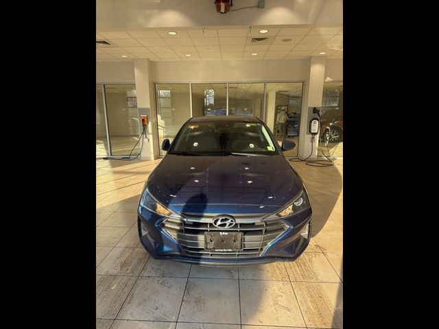 2020 Hyundai Elantra SE