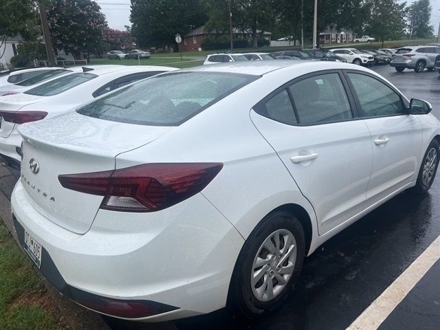 2020 Hyundai Elantra SE