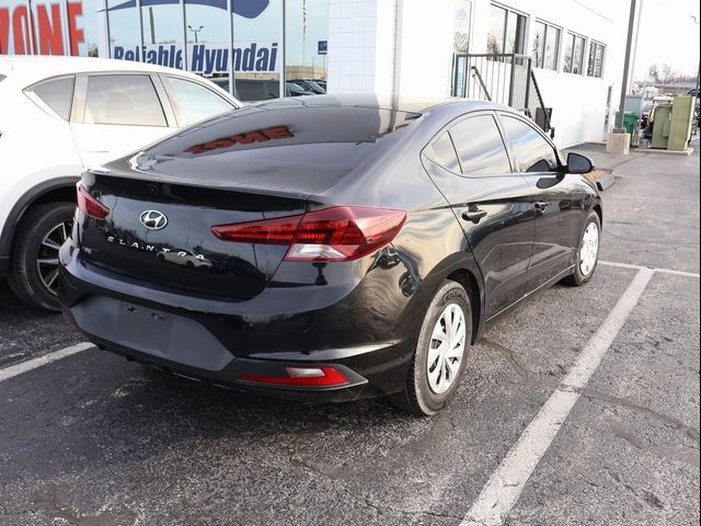 2020 Hyundai Elantra SE