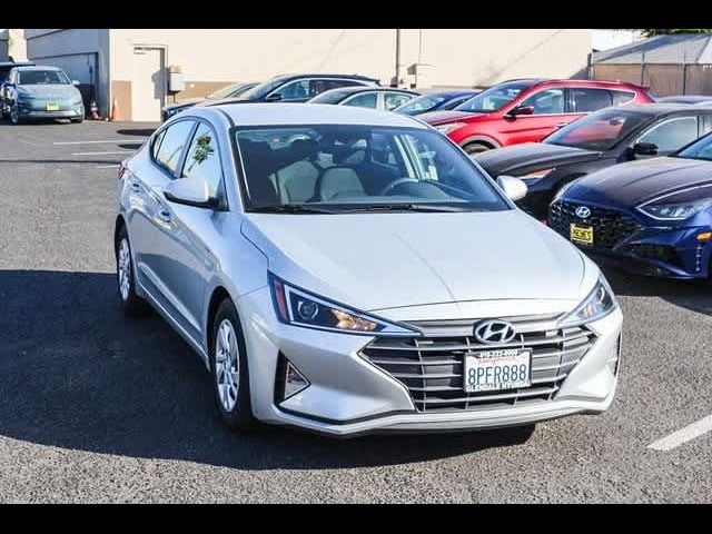 2020 Hyundai Elantra SE