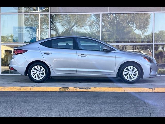 2020 Hyundai Elantra SE