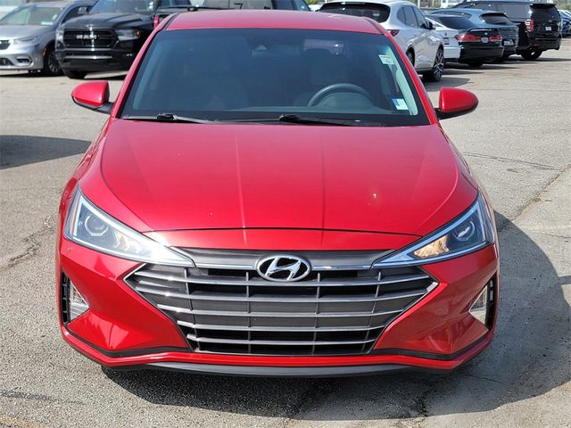 2020 Hyundai Elantra SE