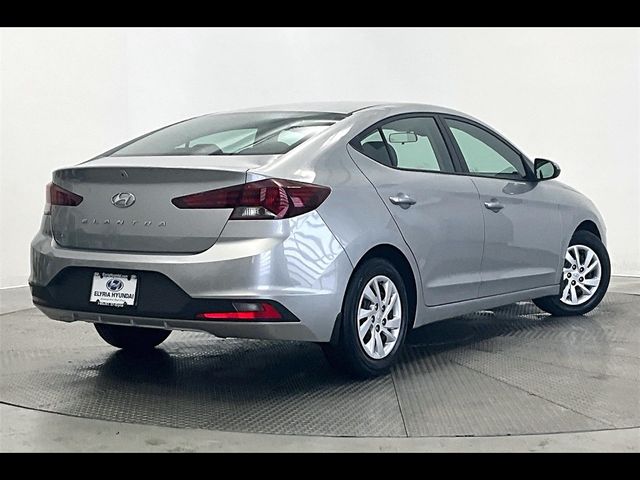 2020 Hyundai Elantra SE