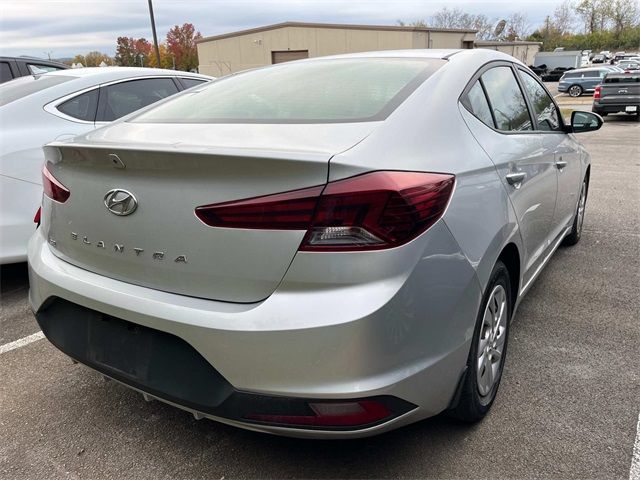 2020 Hyundai Elantra SE