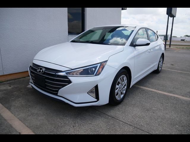 2020 Hyundai Elantra SE