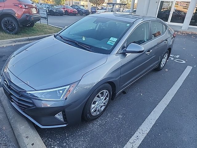 2020 Hyundai Elantra SE