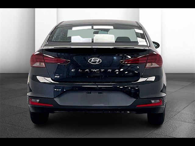 2020 Hyundai Elantra SE