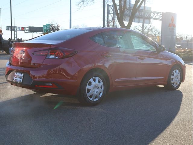 2020 Hyundai Elantra SE