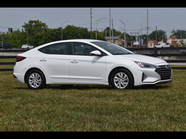 2020 Hyundai Elantra SE