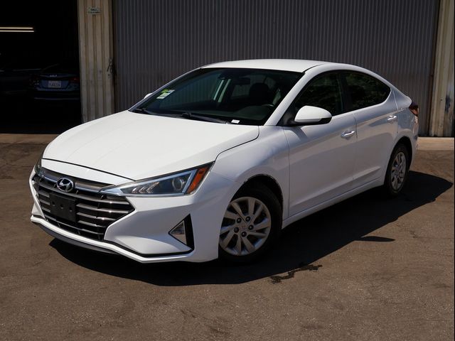 2020 Hyundai Elantra SE