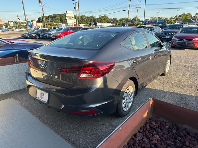 2020 Hyundai Elantra SE