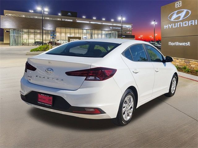 2020 Hyundai Elantra SE