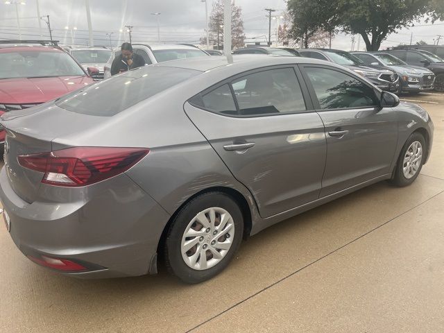 2020 Hyundai Elantra SE