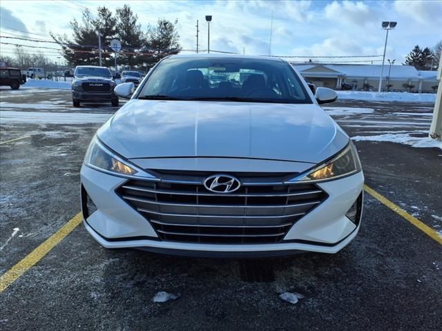 2020 Hyundai Elantra SE