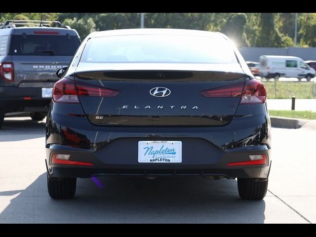 2020 Hyundai Elantra SE