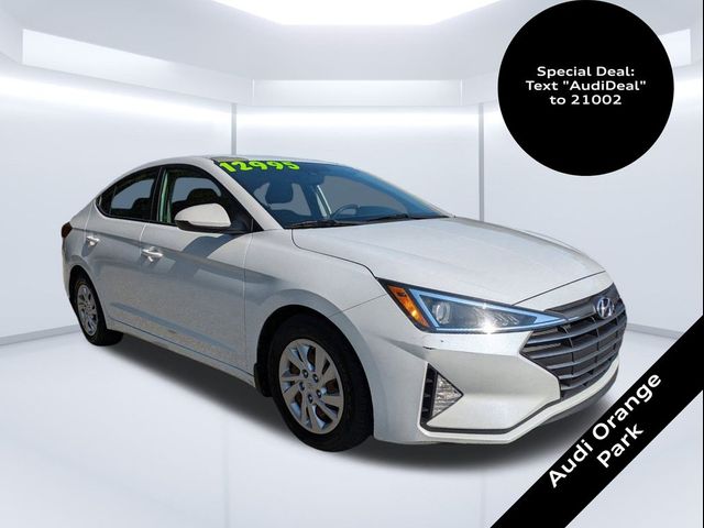 2020 Hyundai Elantra SE