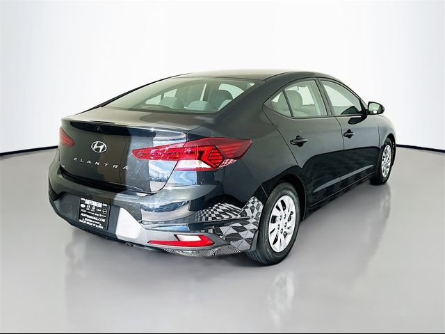 2020 Hyundai Elantra SE