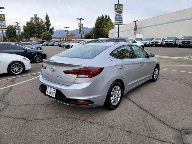 2020 Hyundai Elantra SE