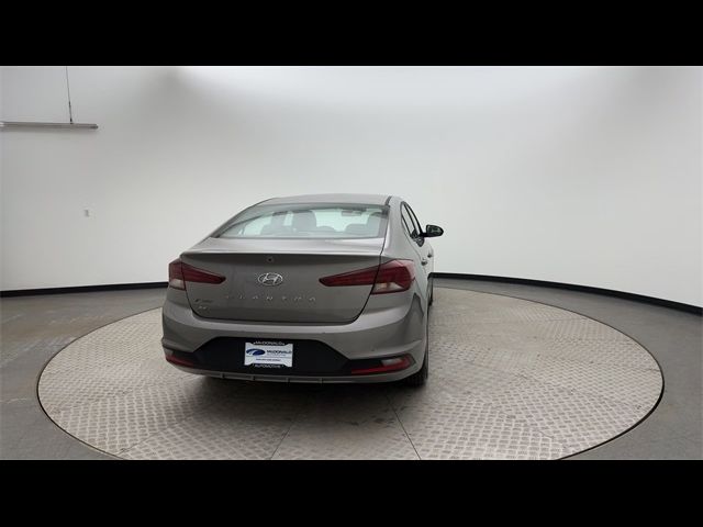 2020 Hyundai Elantra SE