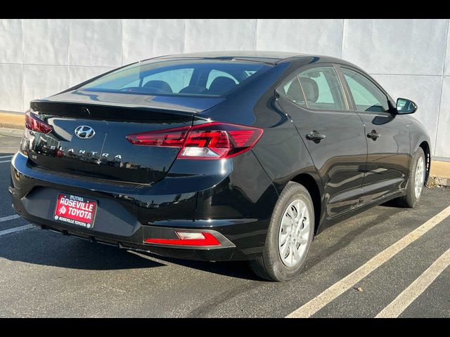 2020 Hyundai Elantra SE