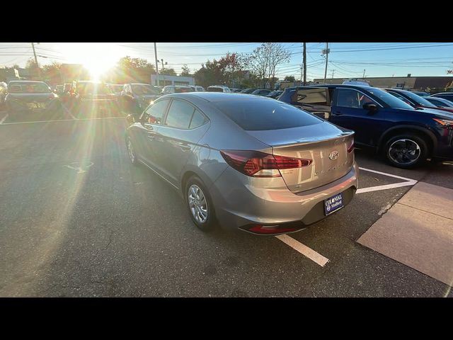 2020 Hyundai Elantra SE