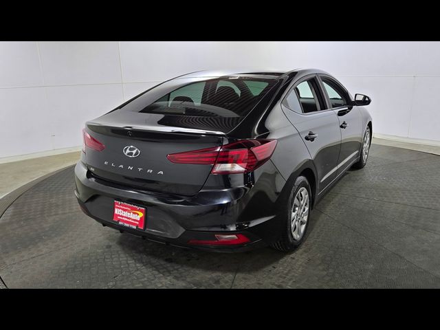 2020 Hyundai Elantra SE